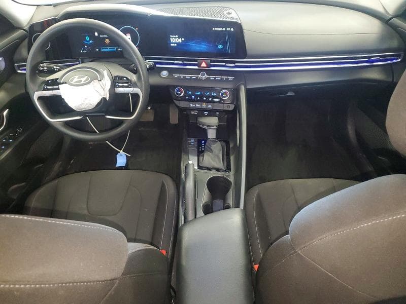 2024 HYUNDAI ELANTRA SEL 8