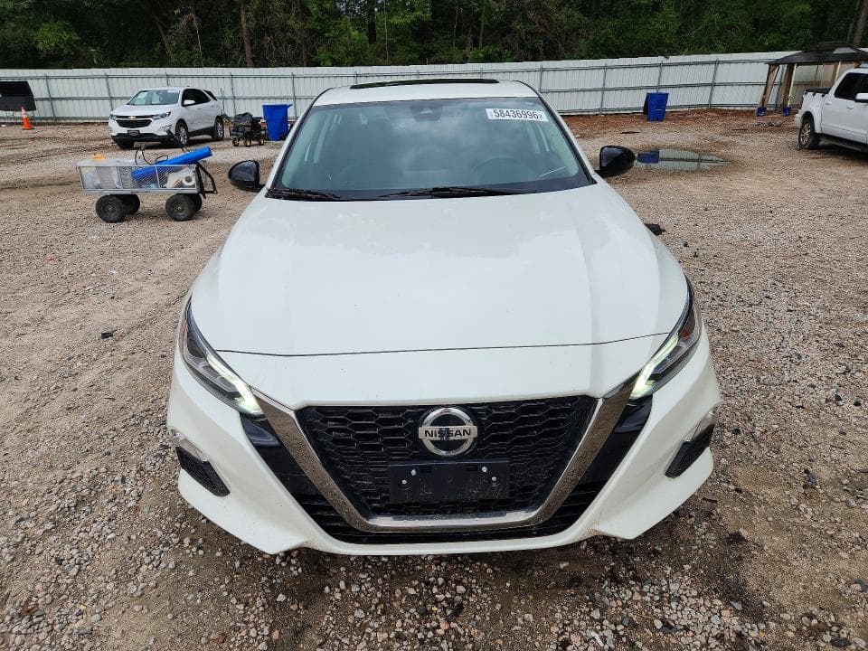 2021 NISSAN ALTIMA SR 5