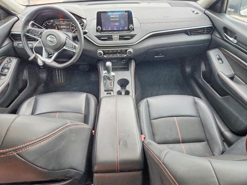 2021 NISSAN ALTIMA SR 8
