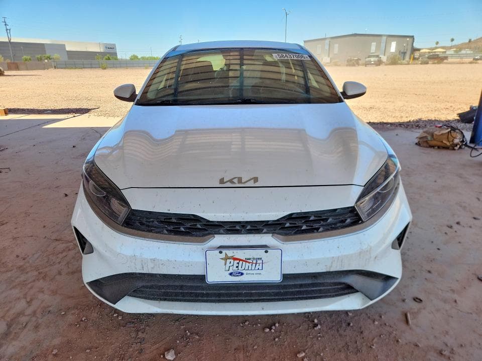 2023 KIA FORTE LXS 5