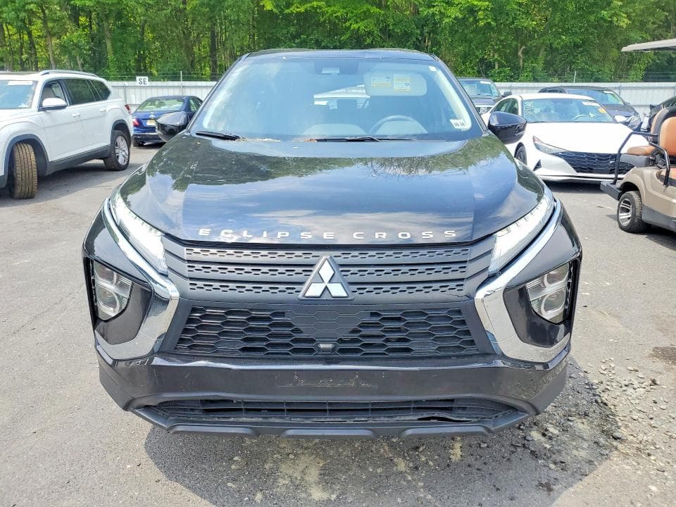 2023 MITSUBISHI ECLIPSE CROSS ES 5