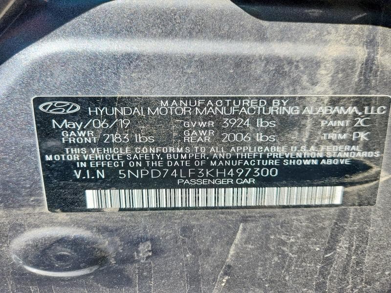 2019 HYUNDAI ELANTRA SE SE 12