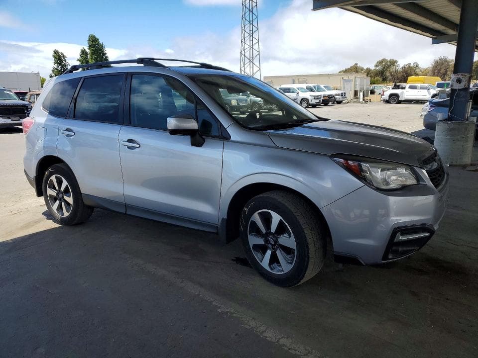 2017 SUBARU FORESTER 2.5I PREMIUM 4