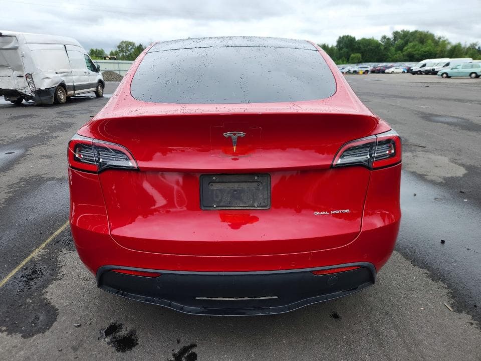 2021 TESLA MODEL Y 6