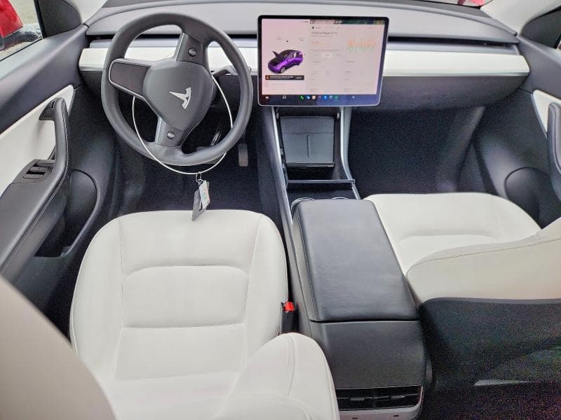 2021 TESLA MODEL Y 8