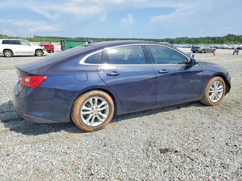 2017 CHEVROLET MALIBU LT 3