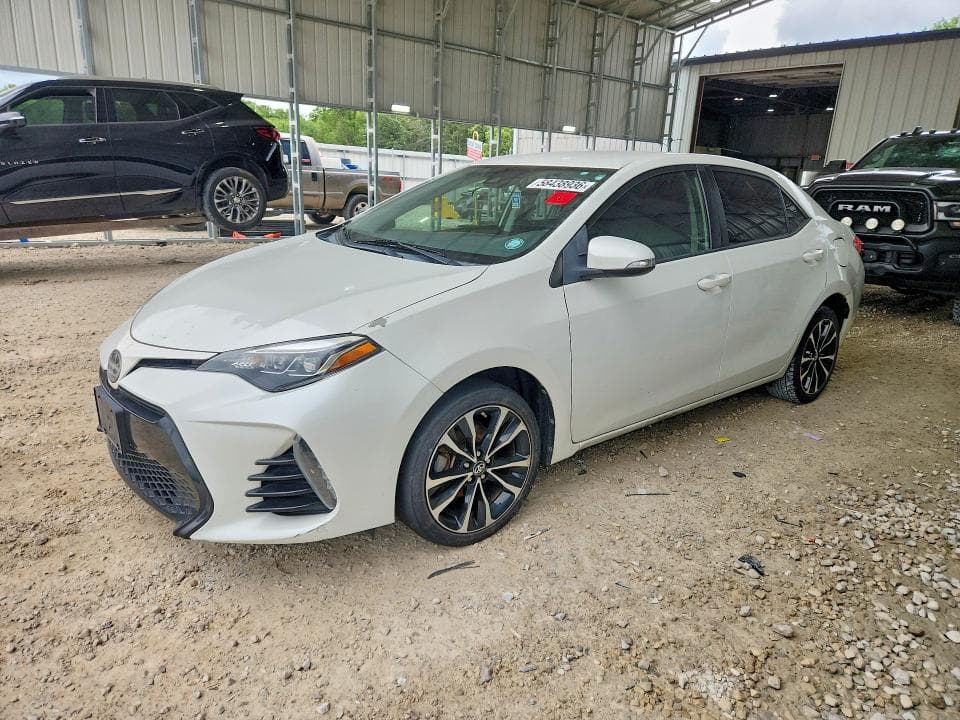 2017 TOYOTA COROLLA SE - 1