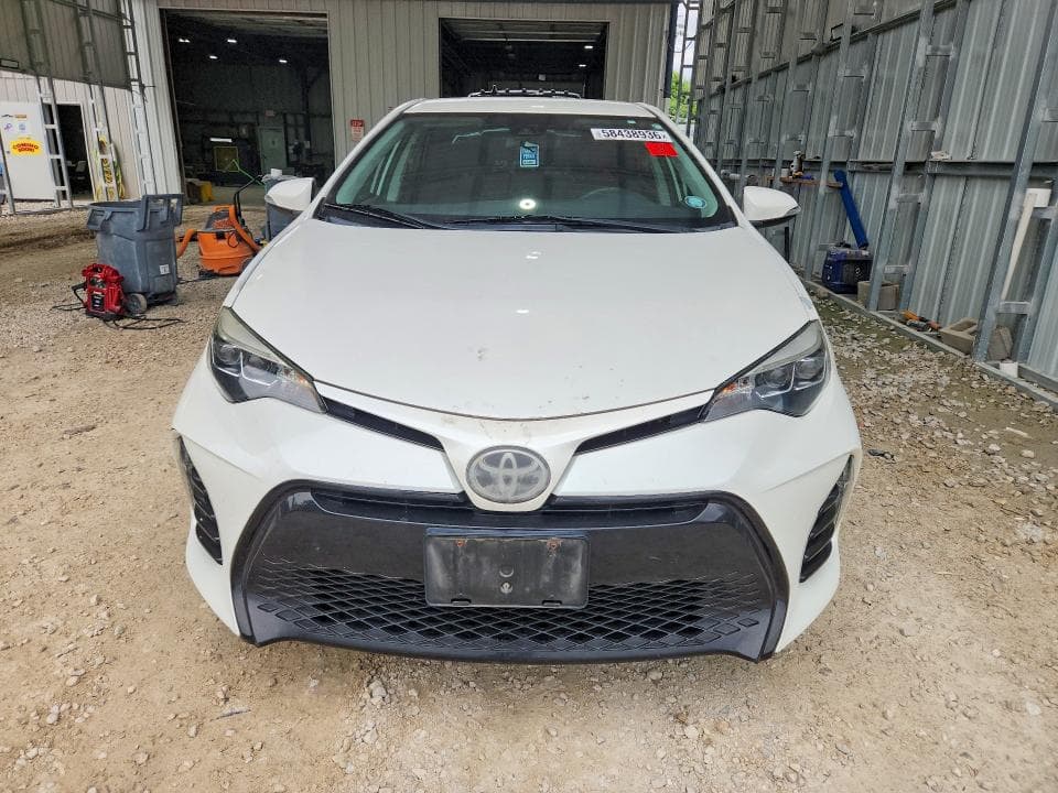 2017 TOYOTA COROLLA SE 5