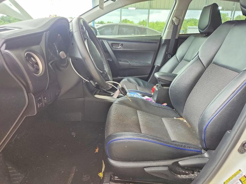 2017 TOYOTA COROLLA SE 7