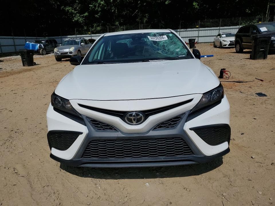 2021 TOYOTA CAMRY SE 5