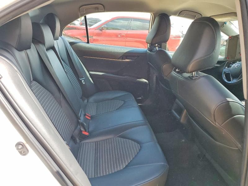 2021 TOYOTA CAMRY SE 10