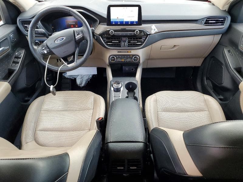 2020 FORD ESCAPE TITANIUM 8