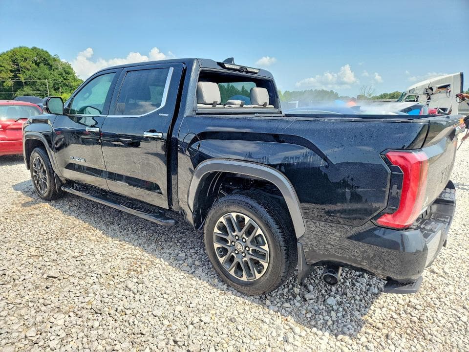 2026 TOYOTA TUNDRA CREWMAX LIMITED 2