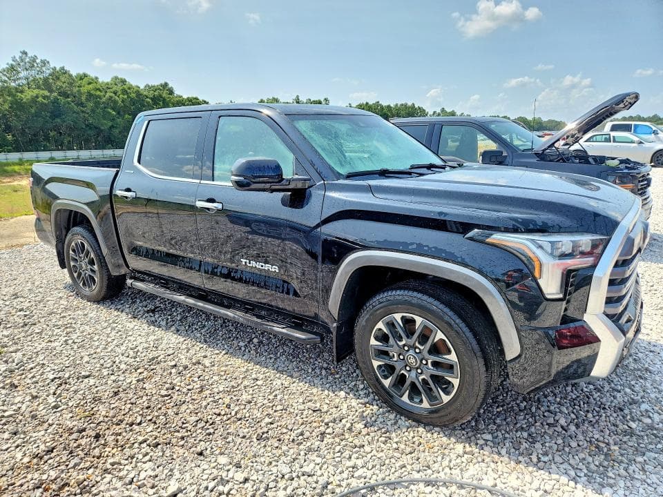 2026 TOYOTA TUNDRA CREWMAX LIMITED 4