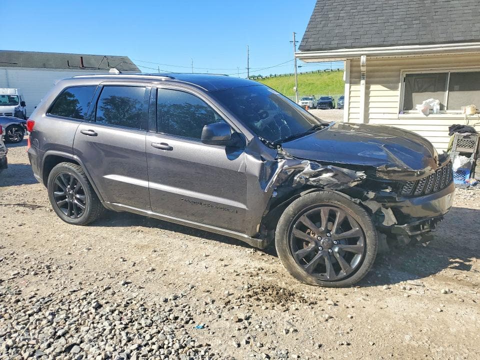 2019 JEEP GRAND CHEROKEE LAREDO 4
