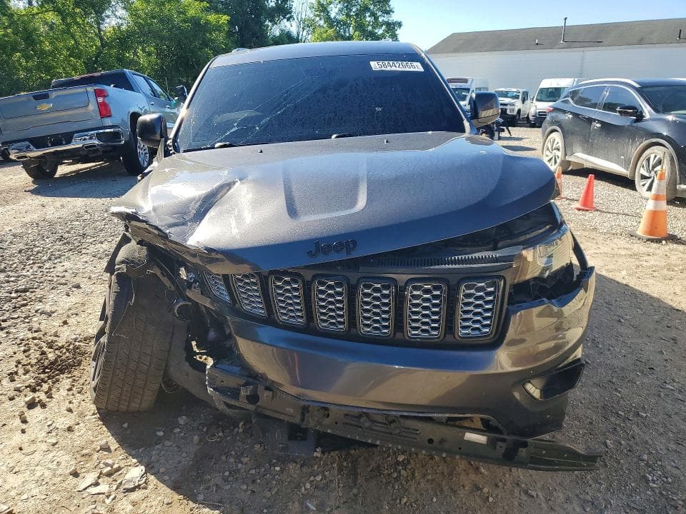 2019 JEEP GRAND CHEROKEE LAREDO 5