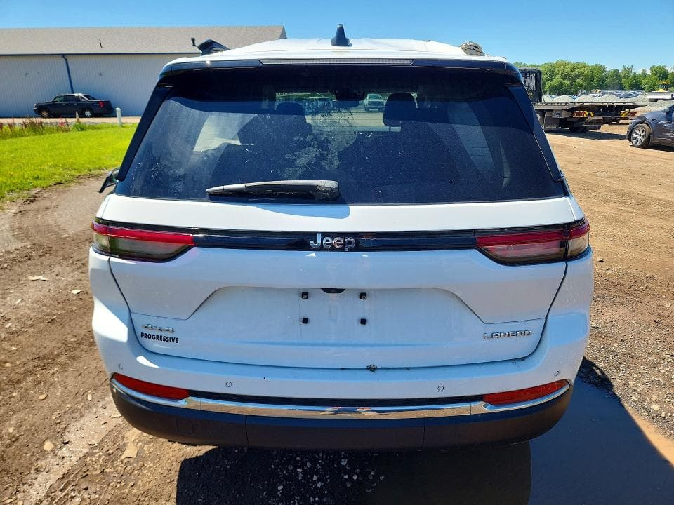 2024 JEEP GRAND CHEROKEE LAREDO 6