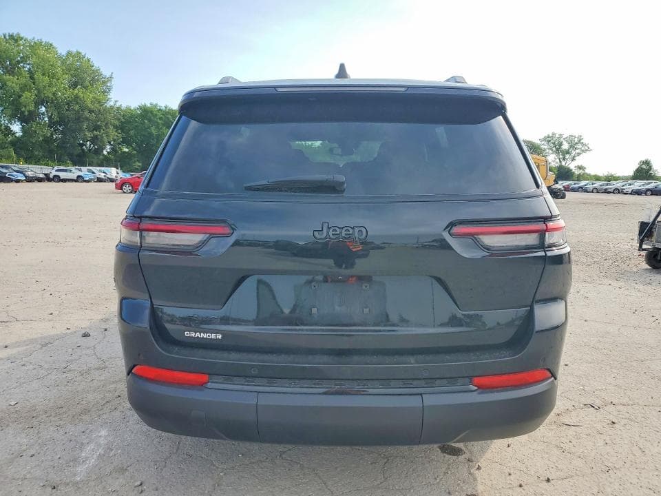 2023 JEEP GRAND CHEROKEE L LAREDO 6