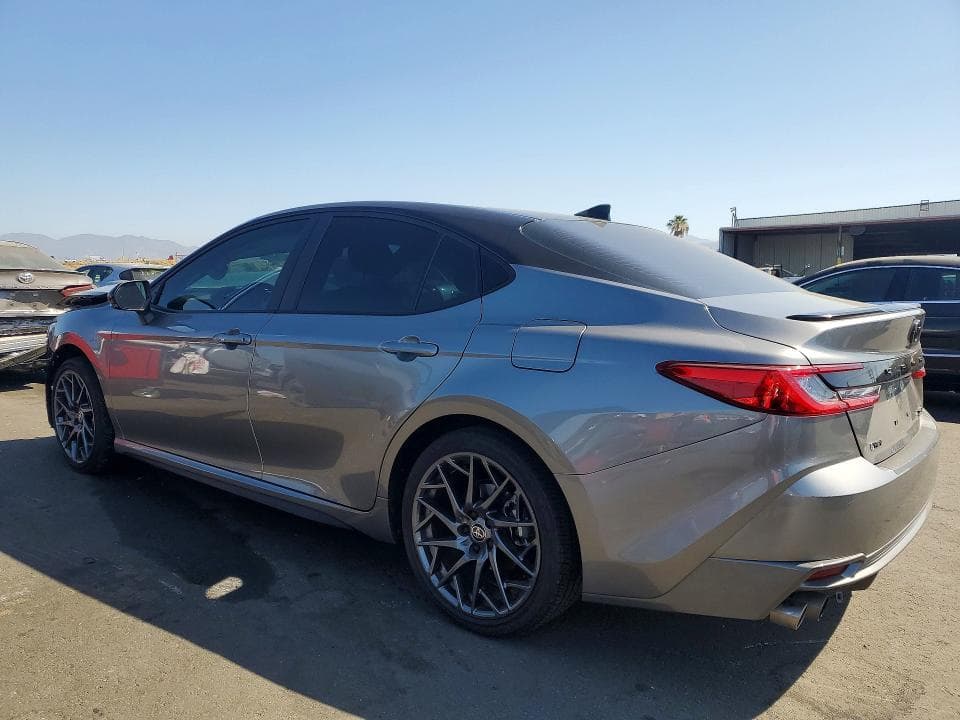 2025 TOYOTA CAMRY XSE 2