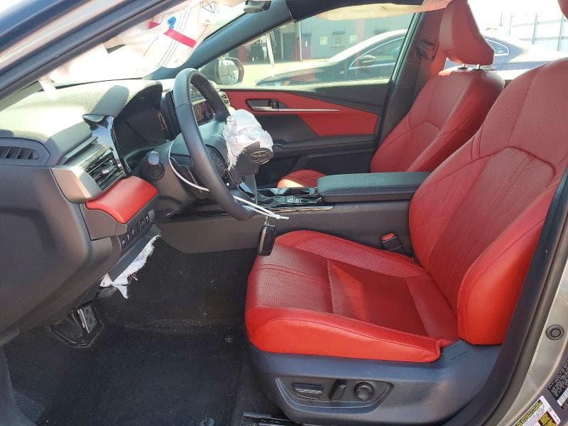 2025 TOYOTA CAMRY XSE 7