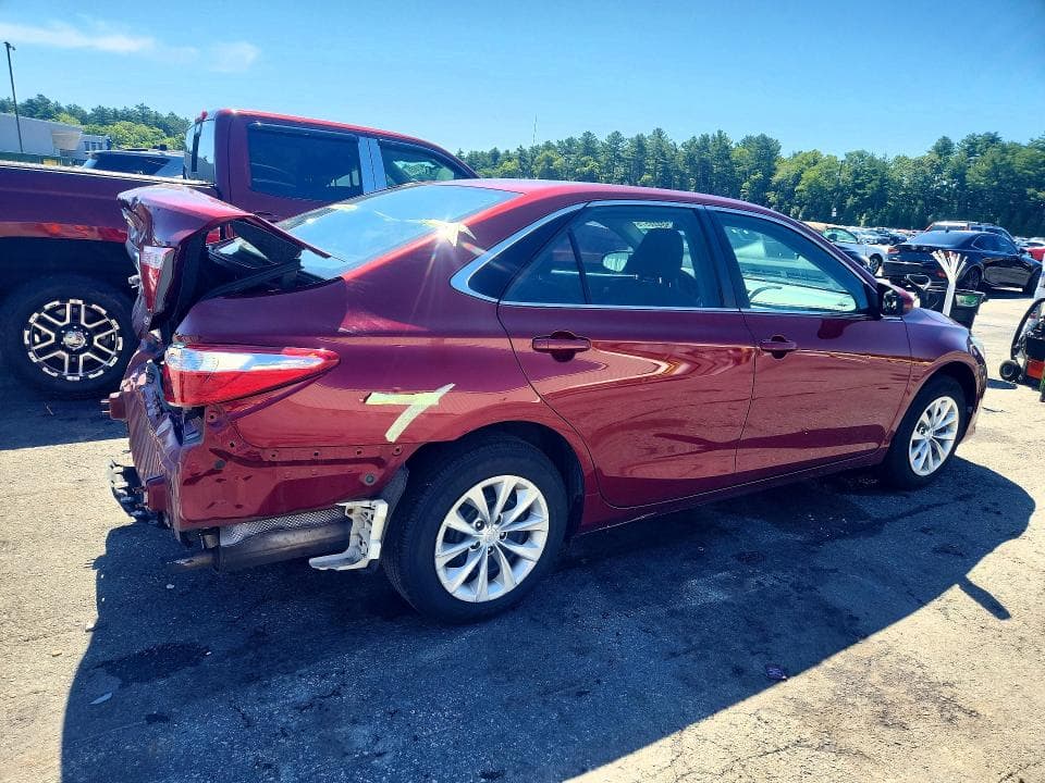 2017 TOYOTA CAMRY LE 3