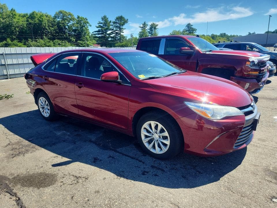 2017 TOYOTA CAMRY LE 4