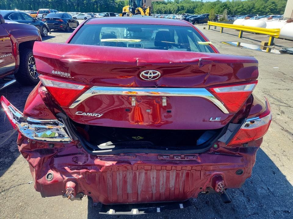 2017 TOYOTA CAMRY LE 6