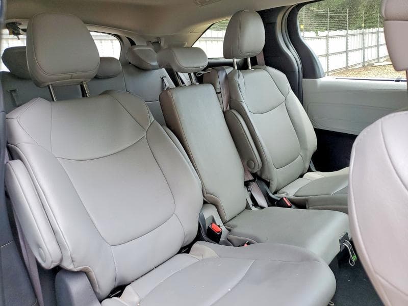 2025 TOYOTA SIENNA XLE 8-PASSENGER XLE 8-PASSENGER 11