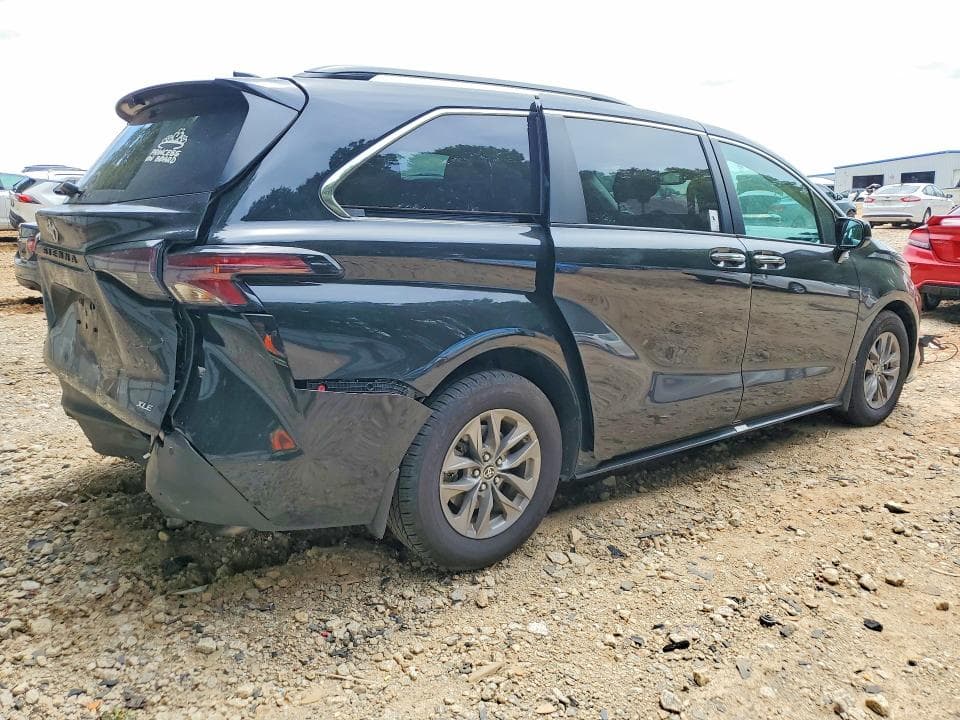 2025 TOYOTA SIENNA XLE 8-PASSENGER XLE 8-PASSENGER 3