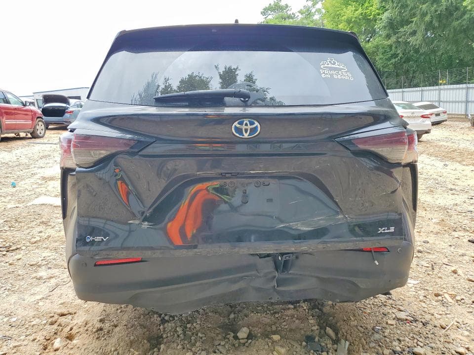 2025 TOYOTA SIENNA XLE 8-PASSENGER XLE 8-PASSENGER 6