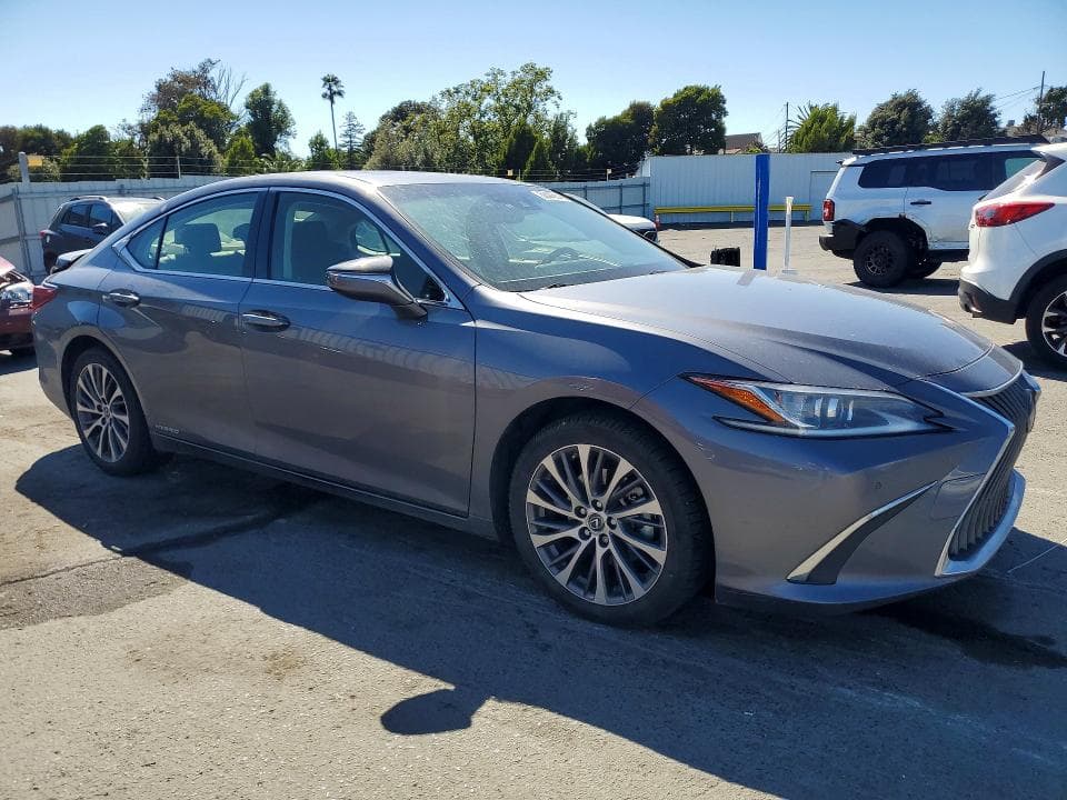 2019 LEXUS ES 300H 4