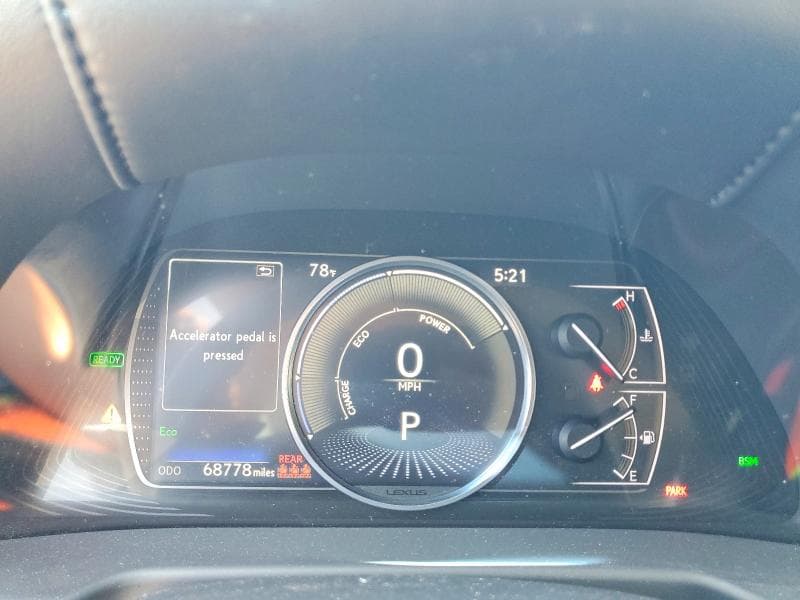 2019 LEXUS ES 300H 9
