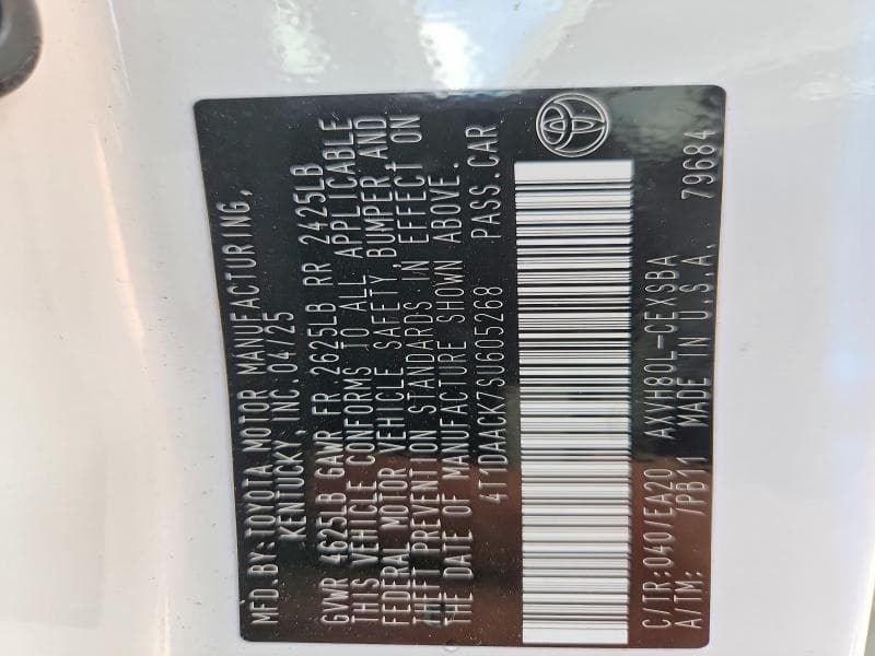 2025 TOYOTA CAMRY SE SE 12