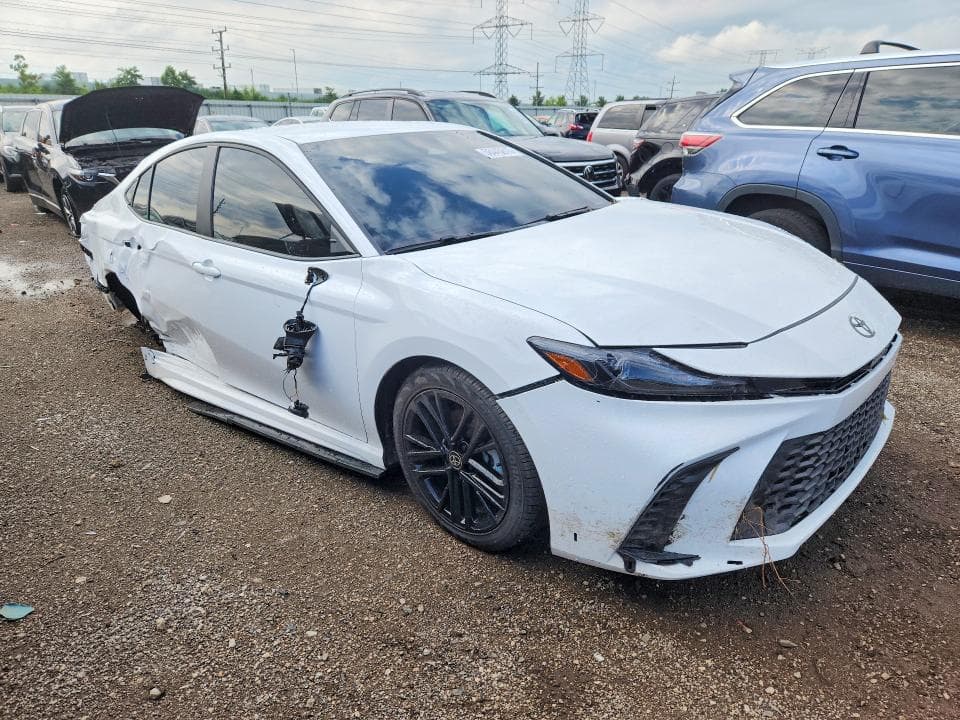 2025 TOYOTA CAMRY SE SE 4