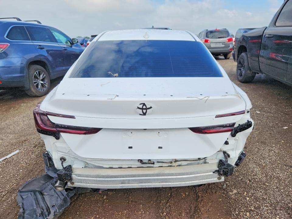 2025 TOYOTA CAMRY SE SE 6