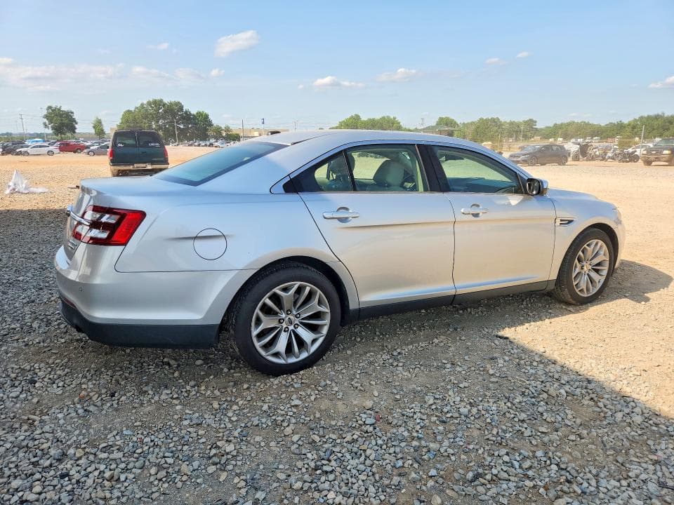 2017 FORD TAURUS LIMITED 3