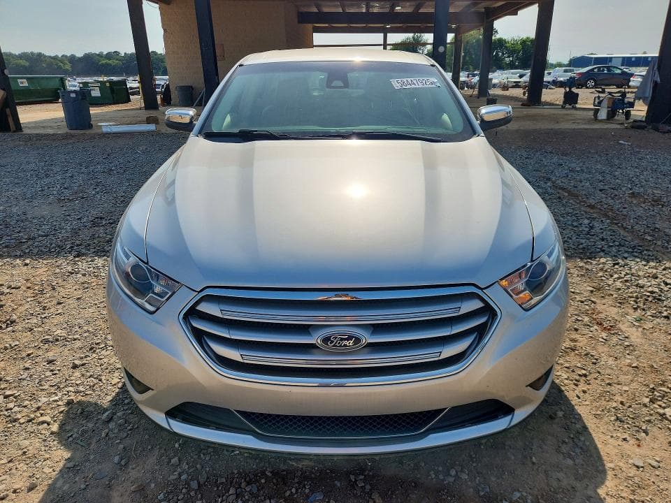 2017 FORD TAURUS LIMITED 5