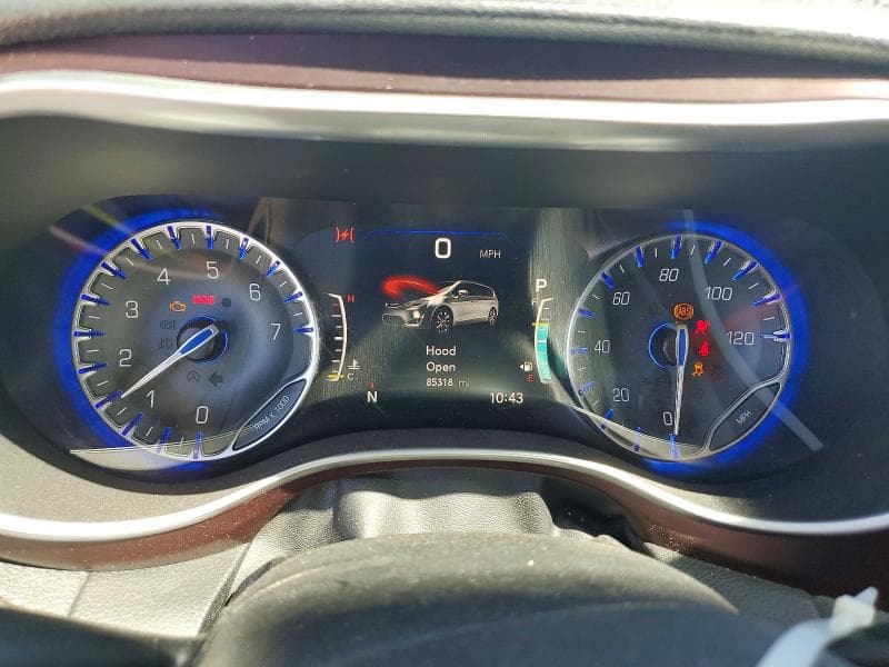 2018 CHRYSLER PACIFICA LIMITED 9