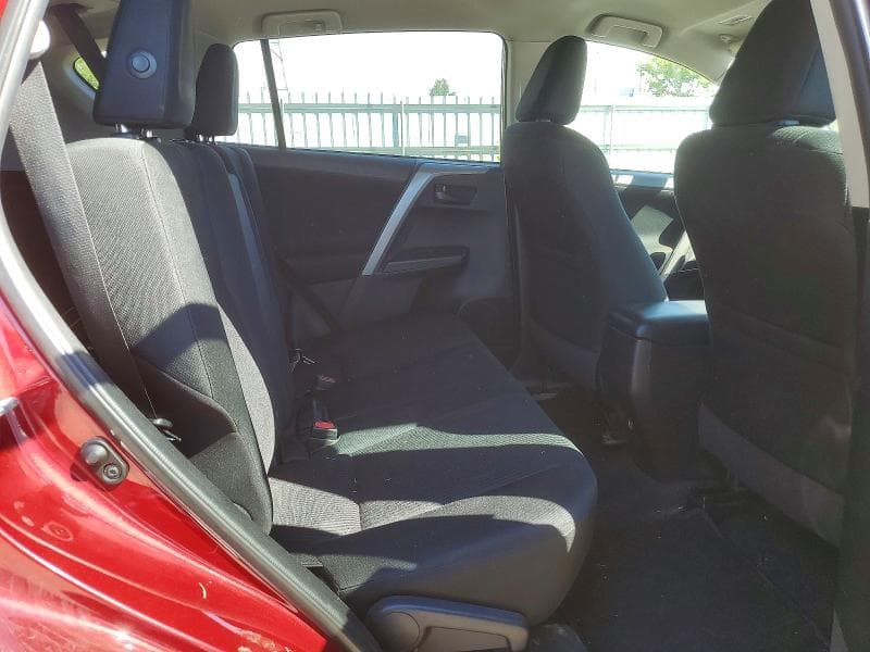 2018 TOYOTA RAV4 LE 11