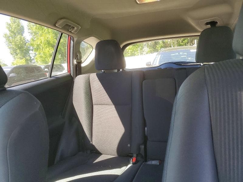 2018 TOYOTA RAV4 LE 10