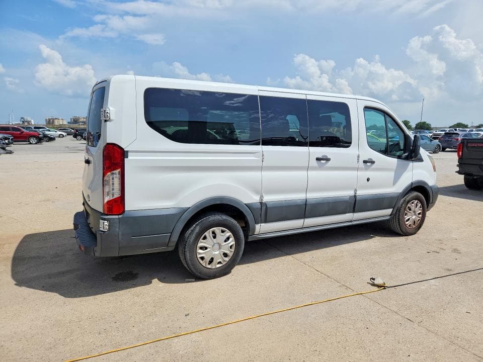 2017 FORD TRANSIT T-150 3