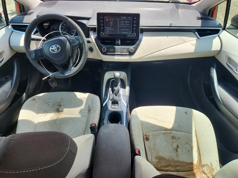 2021 TOYOTA COROLLA LE LE 8