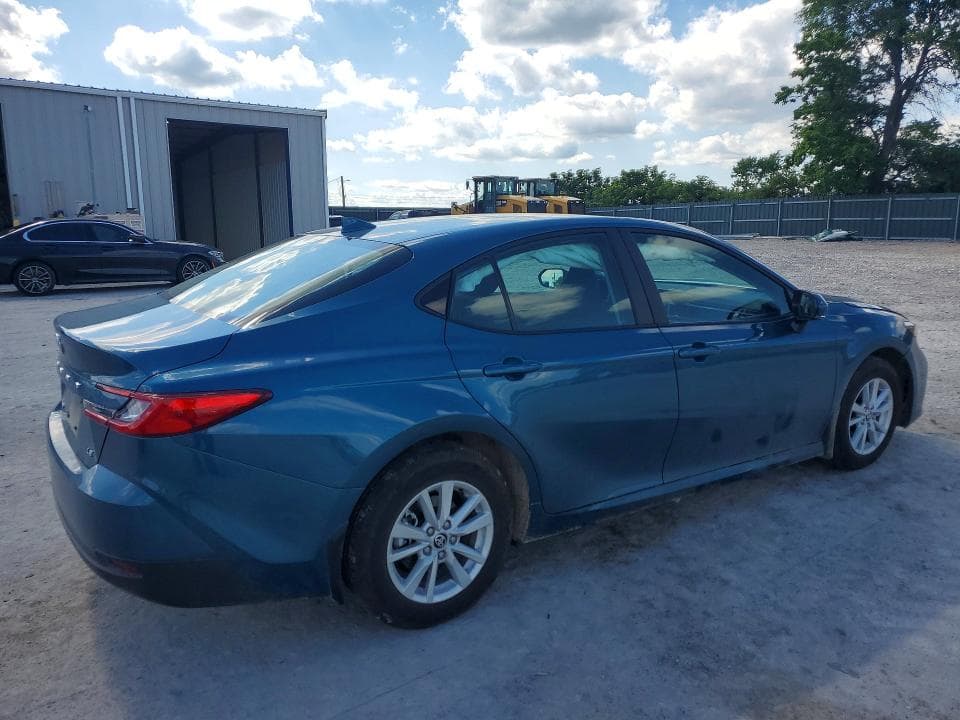 2026 TOYOTA CAMRY HYBRID BASE 3