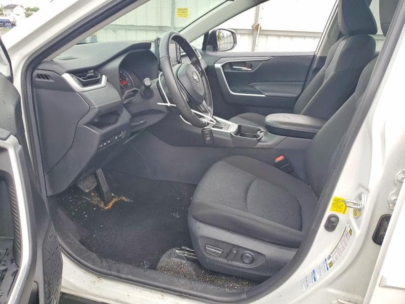 2021 TOYOTA RAV4 XLE 7
