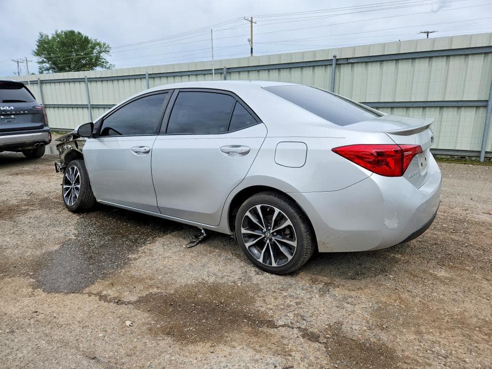 2019 TOYOTA COROLLA SE 2