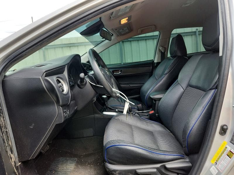 2019 TOYOTA COROLLA SE 7