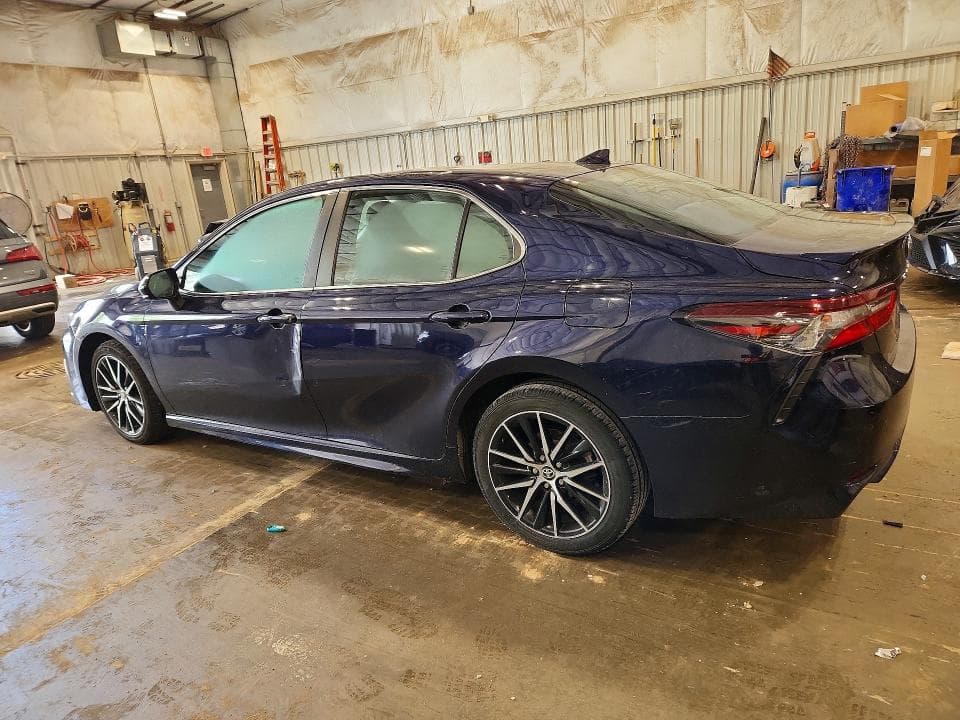 2021 TOYOTA CAMRY SE 2