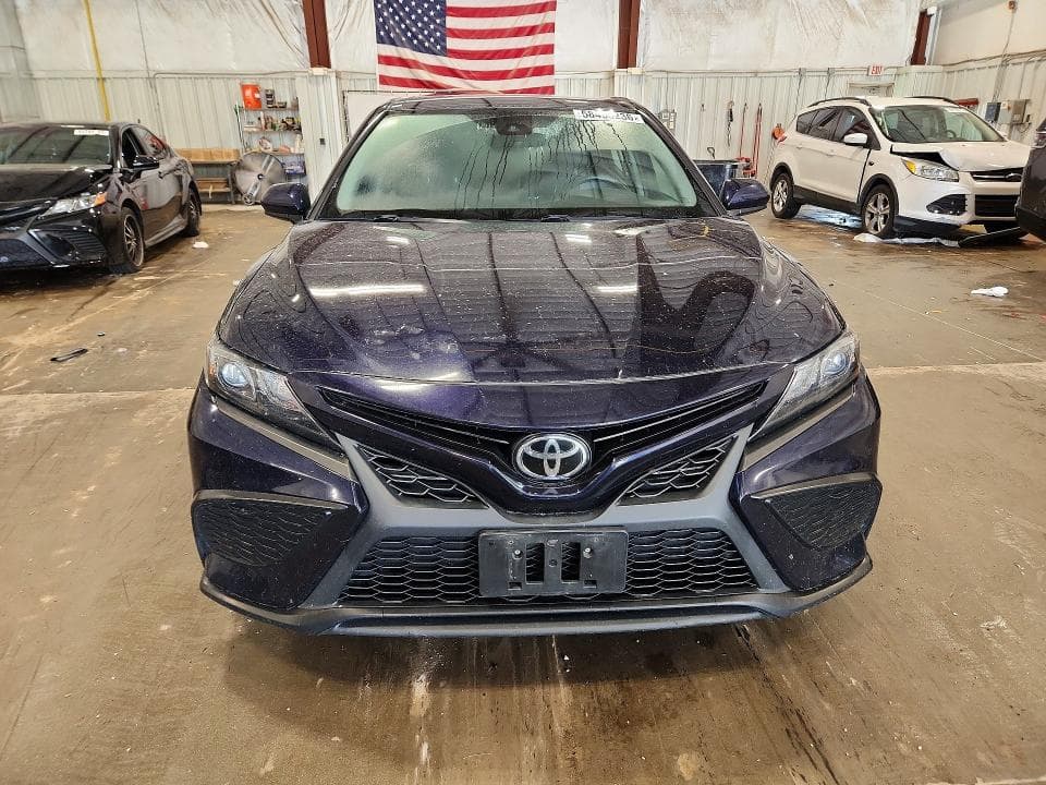 2021 TOYOTA CAMRY SE 5
