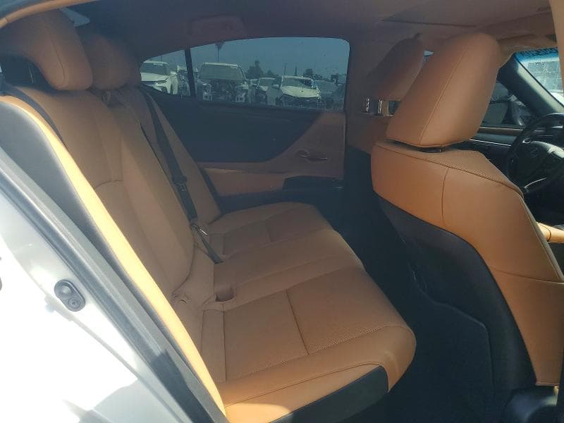 2025 LEXUS ES 300H BASE BASE 10