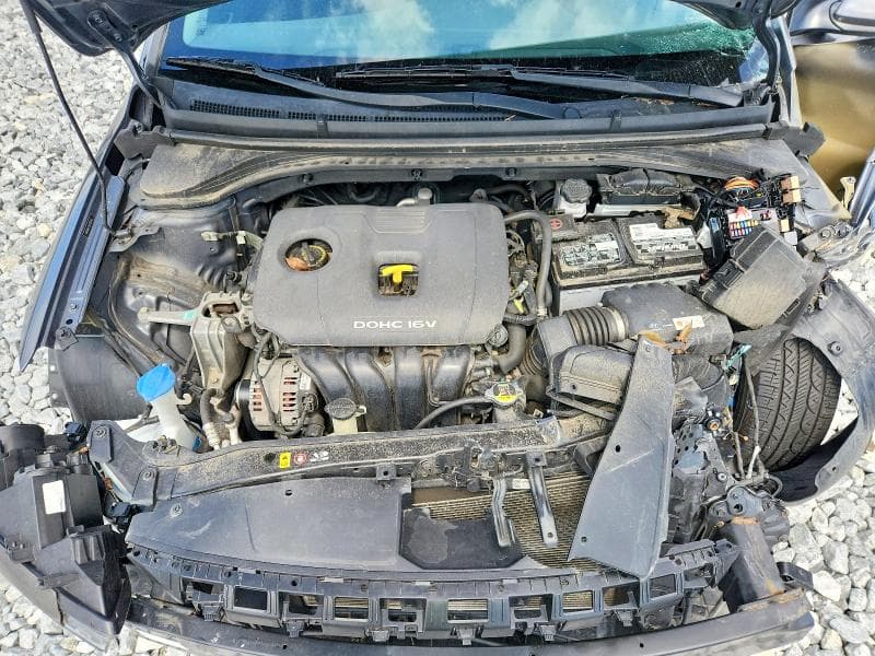 2018 HYUNDAI ELANTRA SEL 11